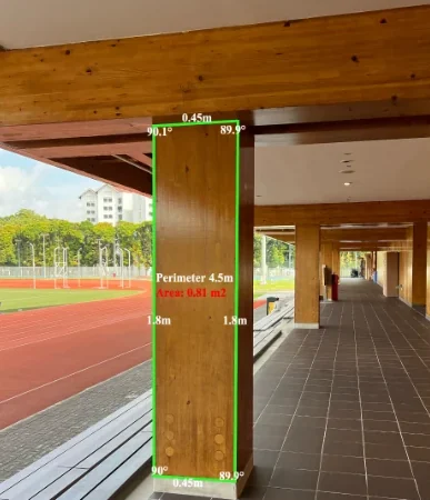 Mixed reality measurement of a timber column with edge lengths and corner angles