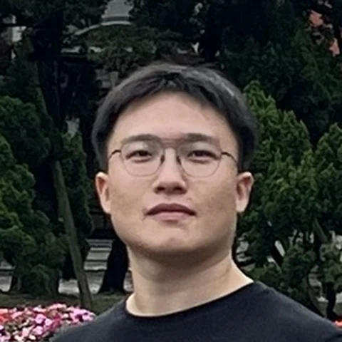 Portrait of Ziheng Zhang